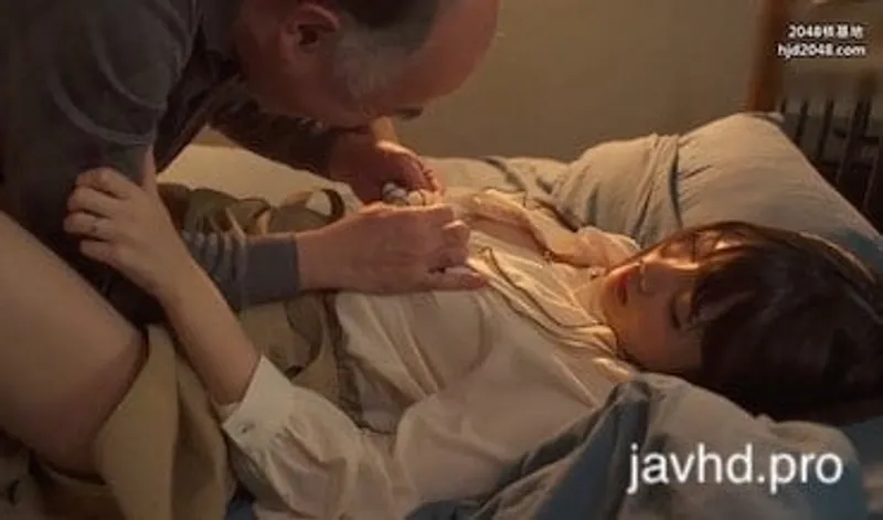 ông chồng đi vắng cô vợ bị lão già cạnh nhà hiếp suzu harumiya