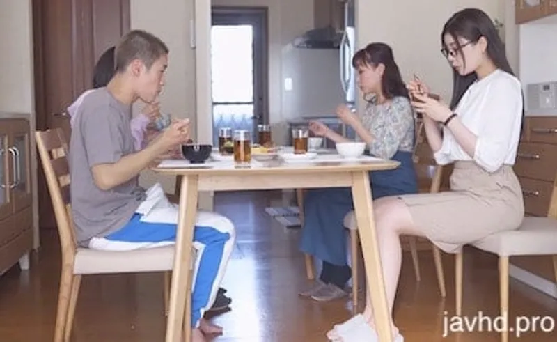 [start-094][vietsub] vợ mới cưới của anh trai tương lai đã cuốn hút tôi rei kamiki